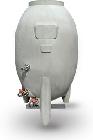 画像：まゆ型コンクリートタンク